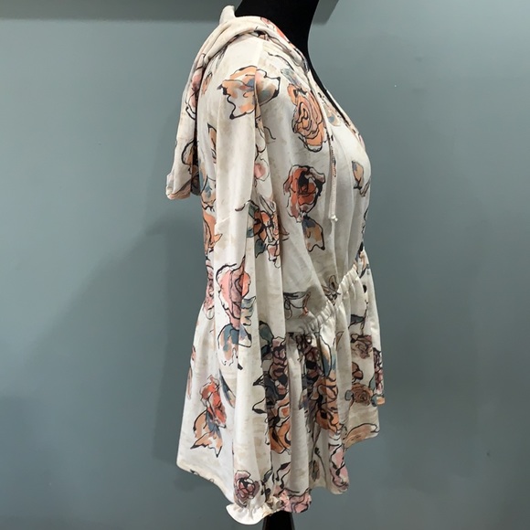 Floral Cupid sz L hooded long sleeve  top - Picture 2 of 4